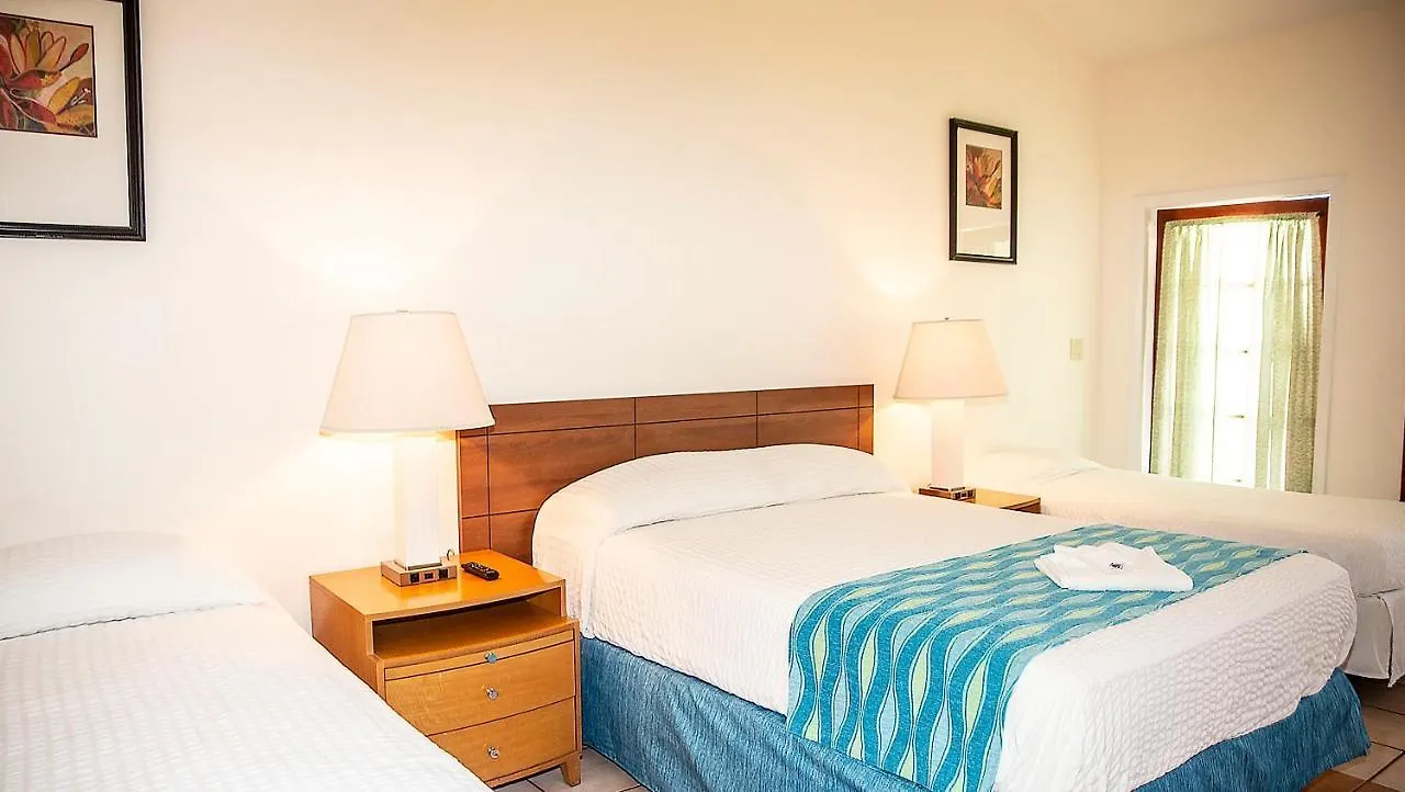 ***  Orange Hill Beach Inn Nassau Bahamas