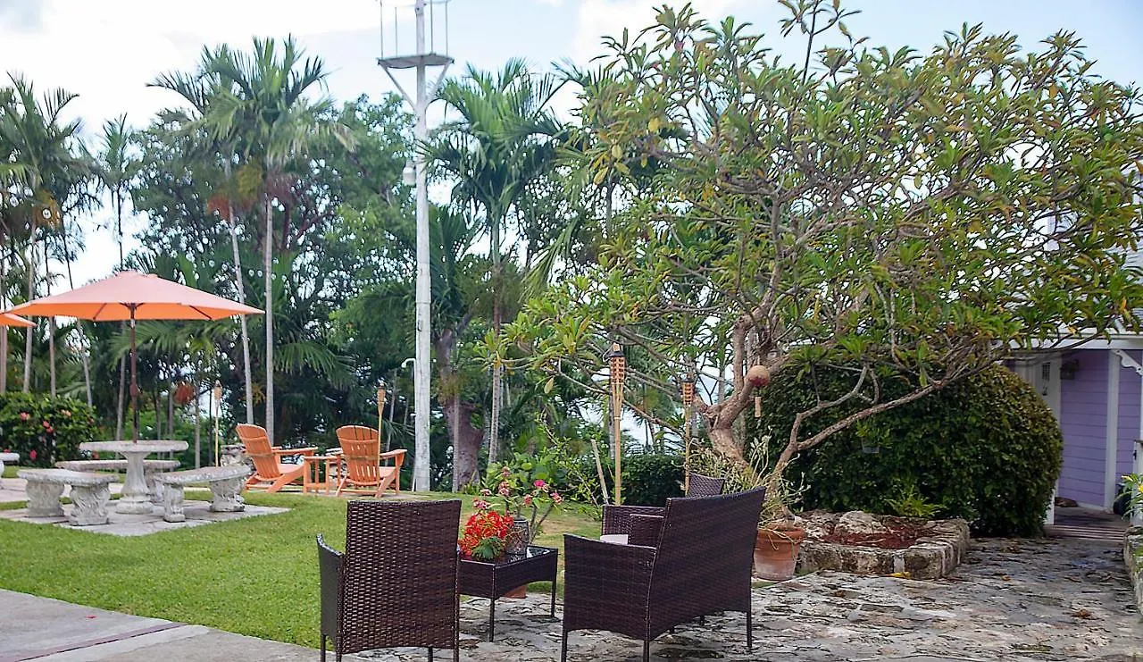 Orange Hill Beach Inn Nassau