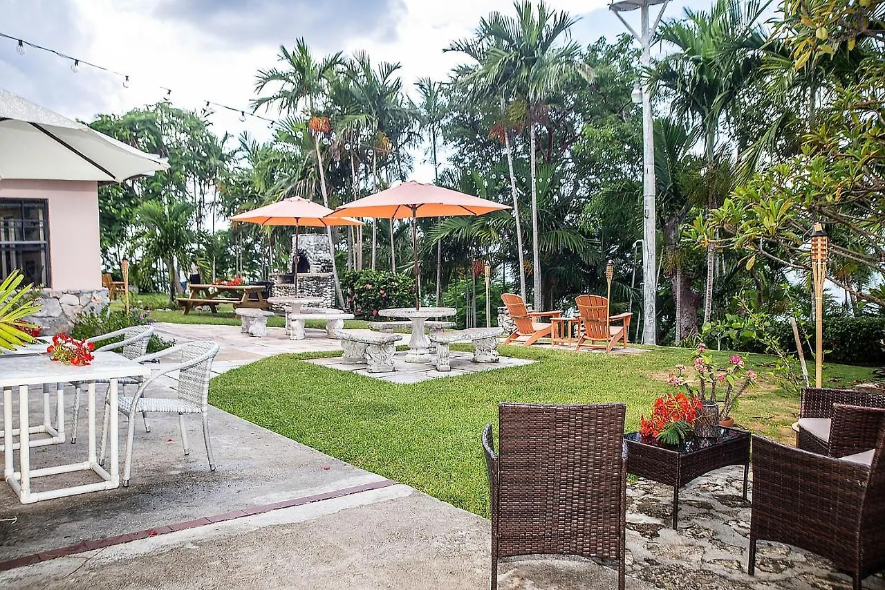 Orange Hill Beach Inn Nassau