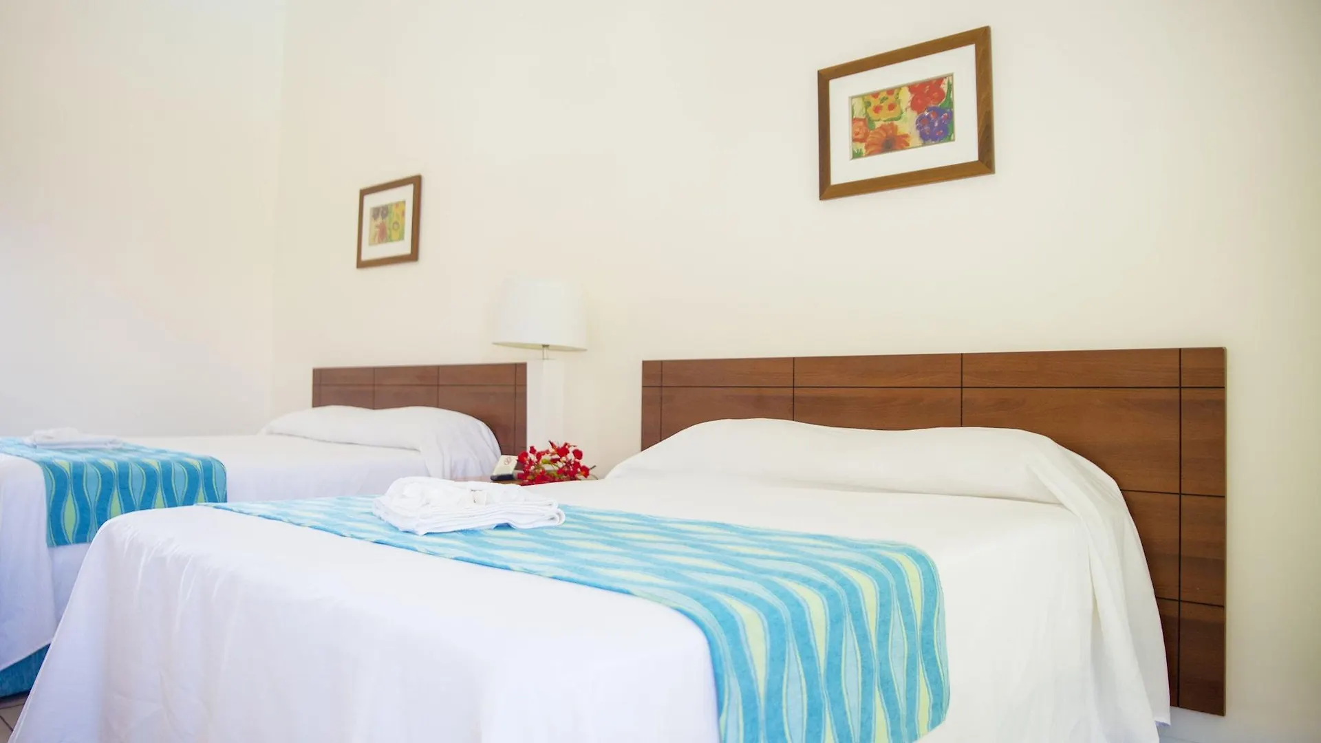 Orange Hill Beach Inn Nassau