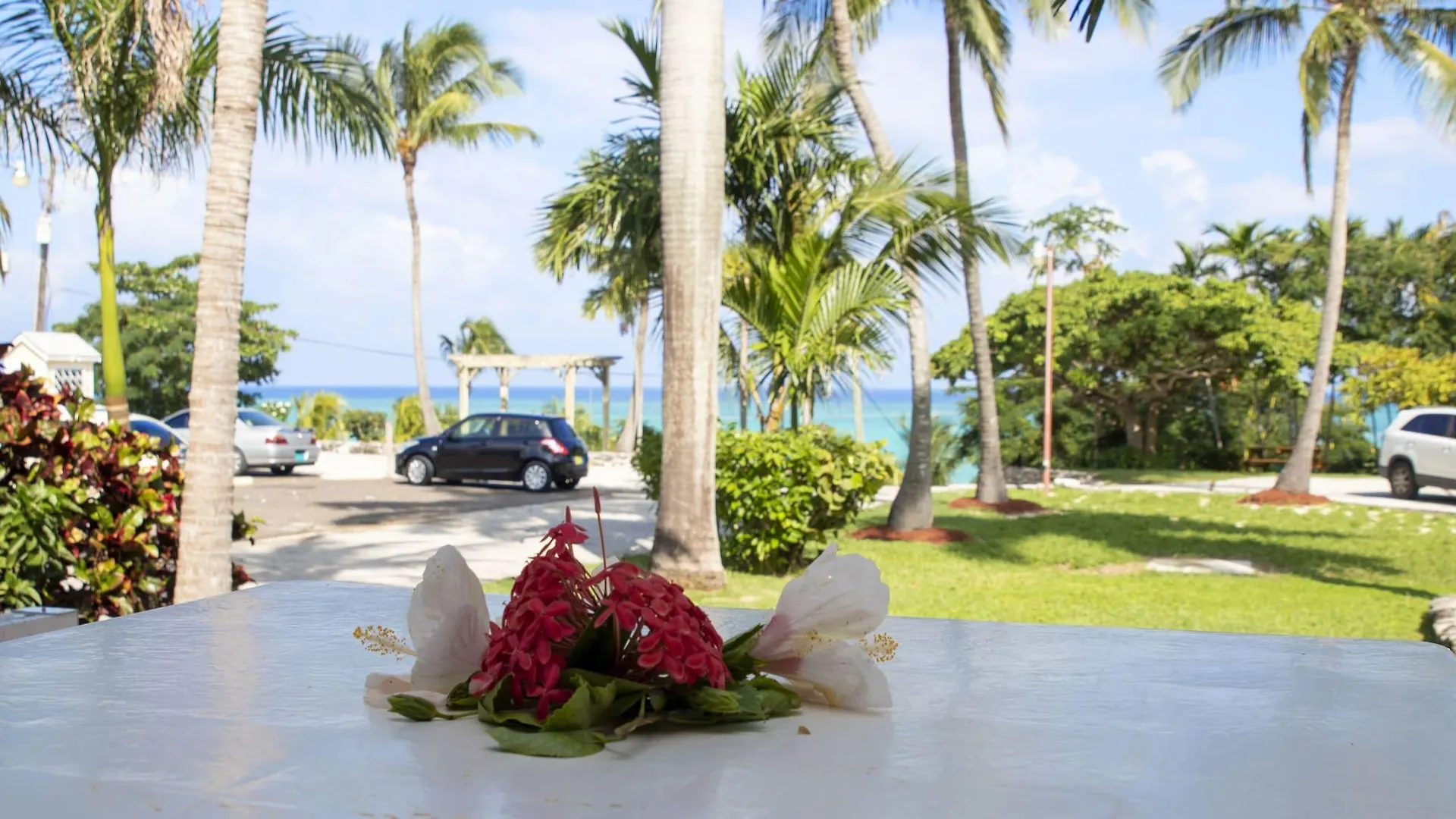 Orange Hill Beach Inn Nassau